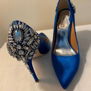 Classic Badgley Mischka blue heel size 8.5